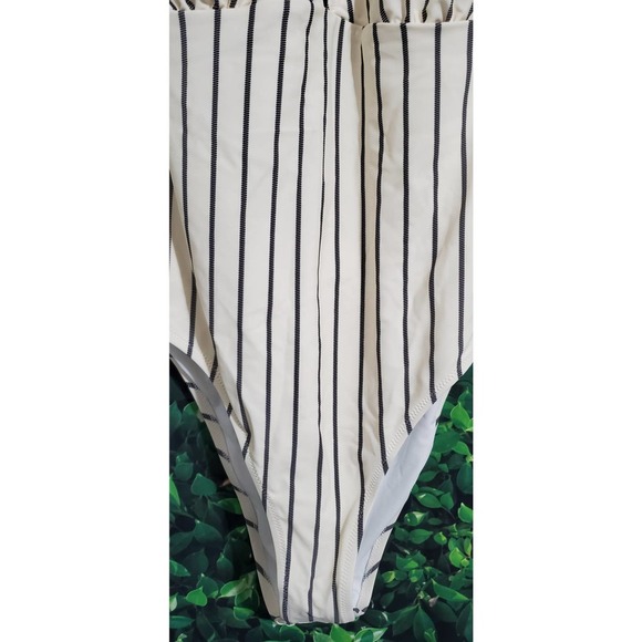 NWT Alice Stripe Halter One Piece Swimsuit XXL - Picture 4 of 8
